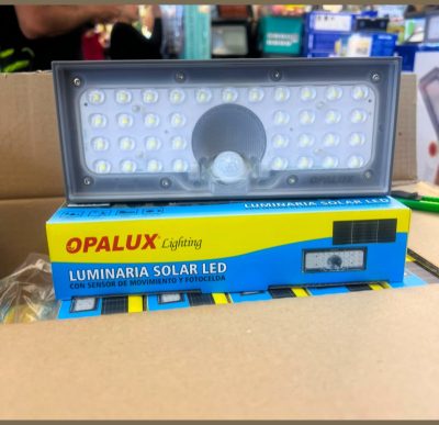 Aplique solar de aluminio Opalux