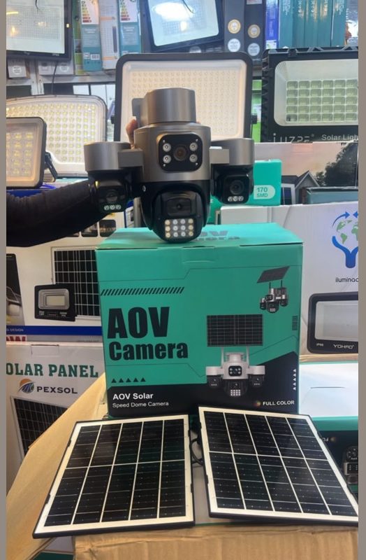 Camara solar 4 lentes con chip