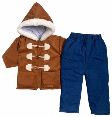 Casaca acolchada de corduroy con forro pima y pantalón jean
