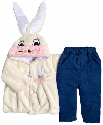 Casaca de pelo de conejo con forro pima y pantalón jean