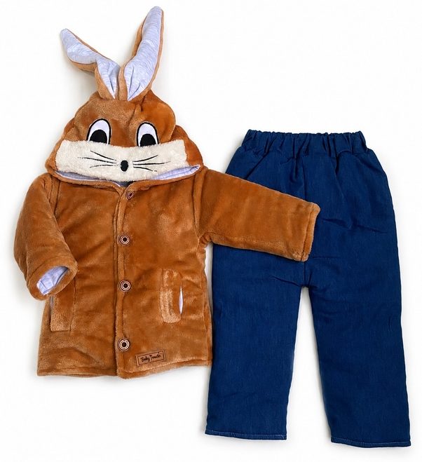 Conjunto de conejo acolchado en felpa con algodón pima y pantalón jean